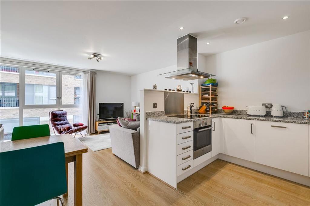 Main image of property: Tucana Court, London