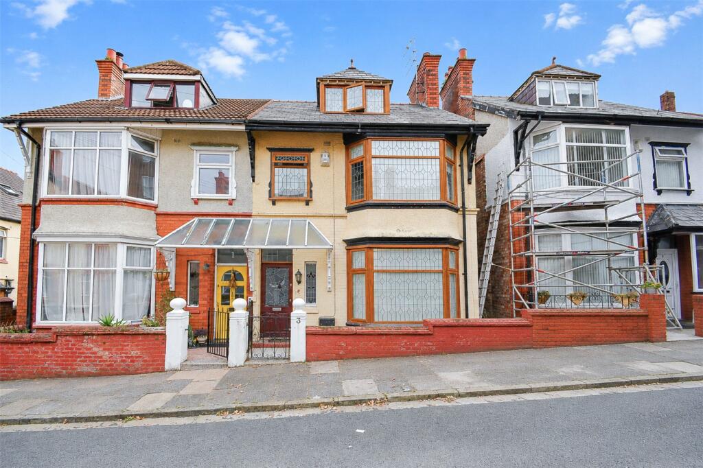 4-bed semi-detached on Gayton Avenue, Wallasey, Wirral, £250,000