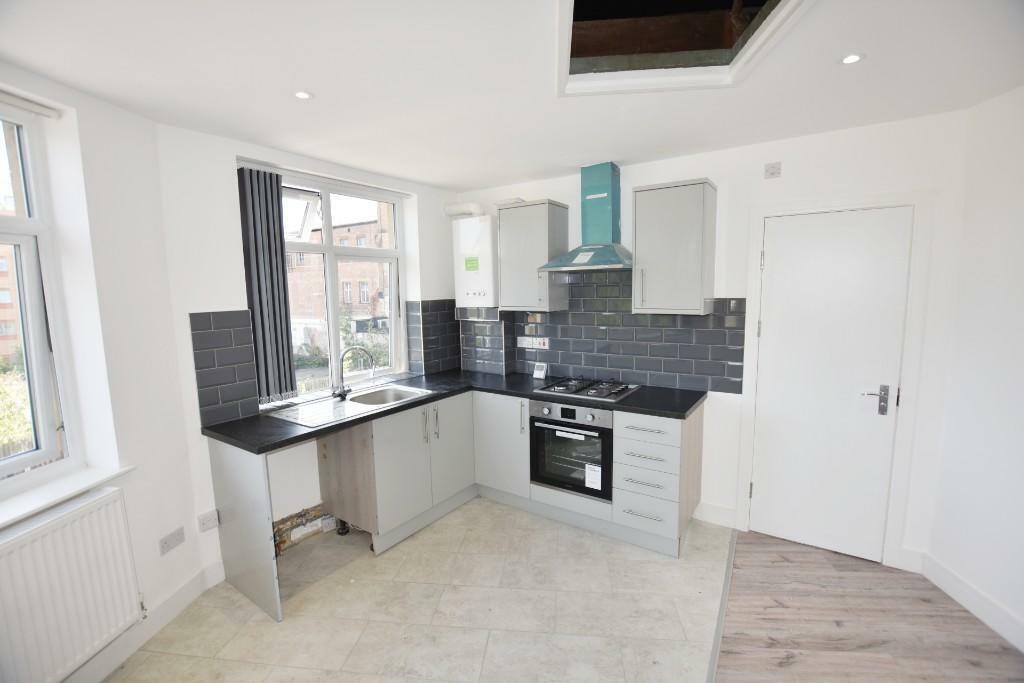 Apartment in Dartford - View 2