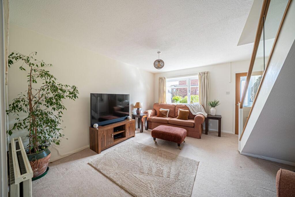 Lawrence Close, Andover, SP10 photo 4