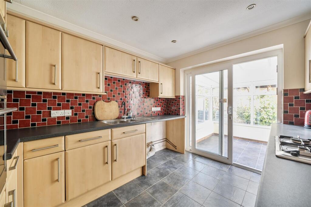 House in Axminster - View 4