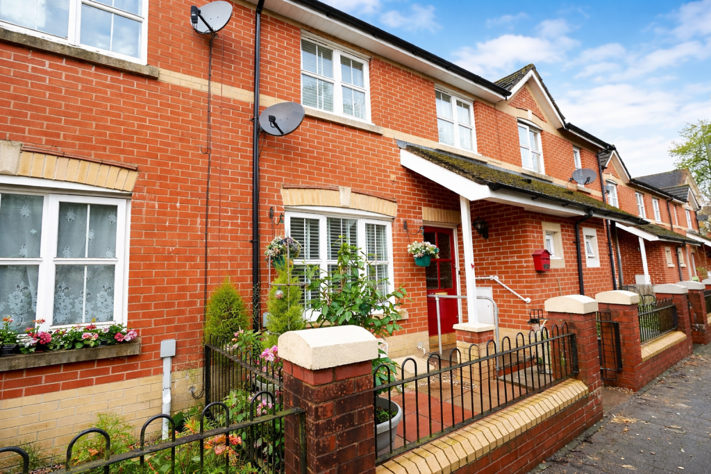 Main image of property: Clos Afon Llwyd, Pontypool, Torfaen