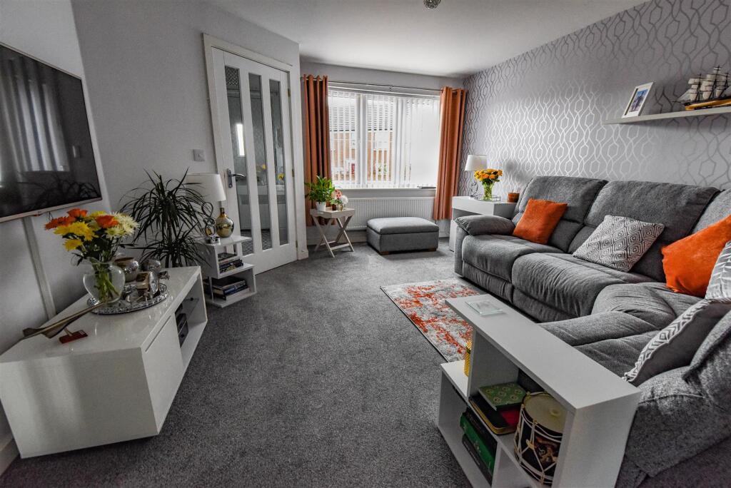 House in Stroud, Berkeley - View 2