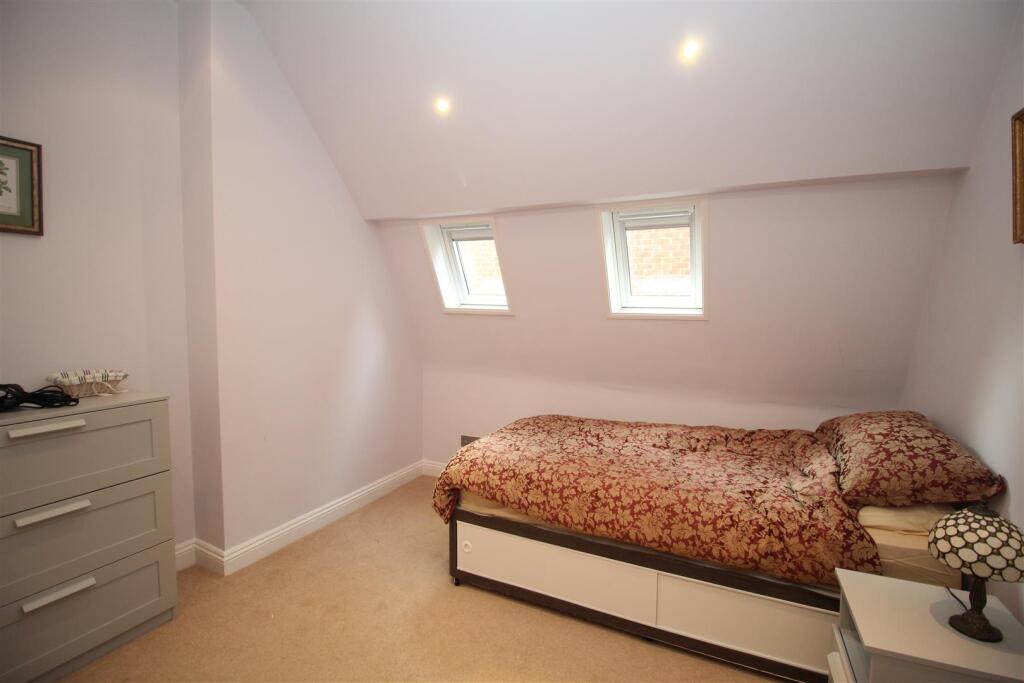 Additional image 6 of Market Close, Poole