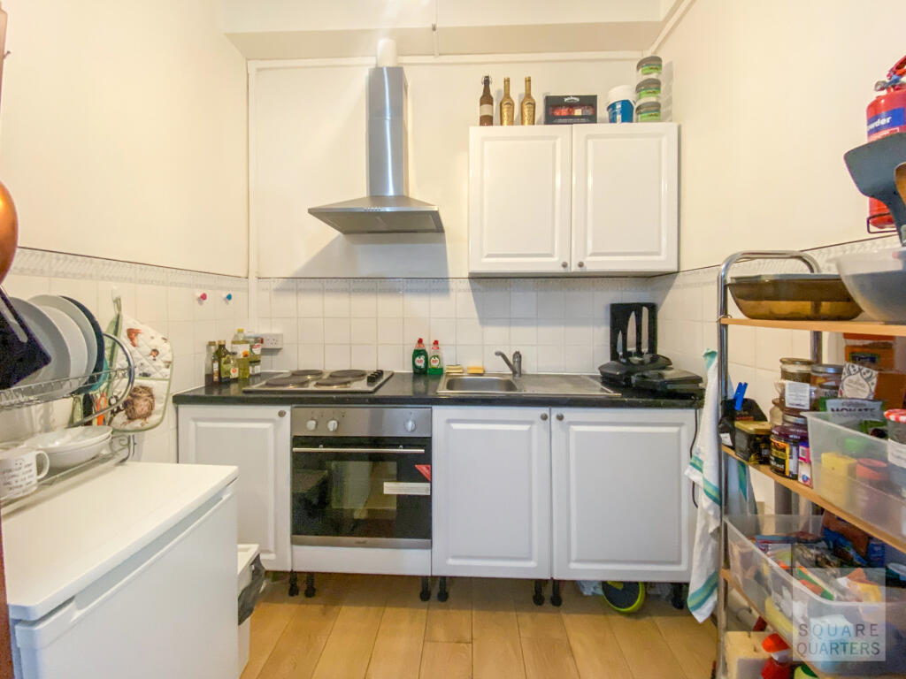 Apartment in London - View 3