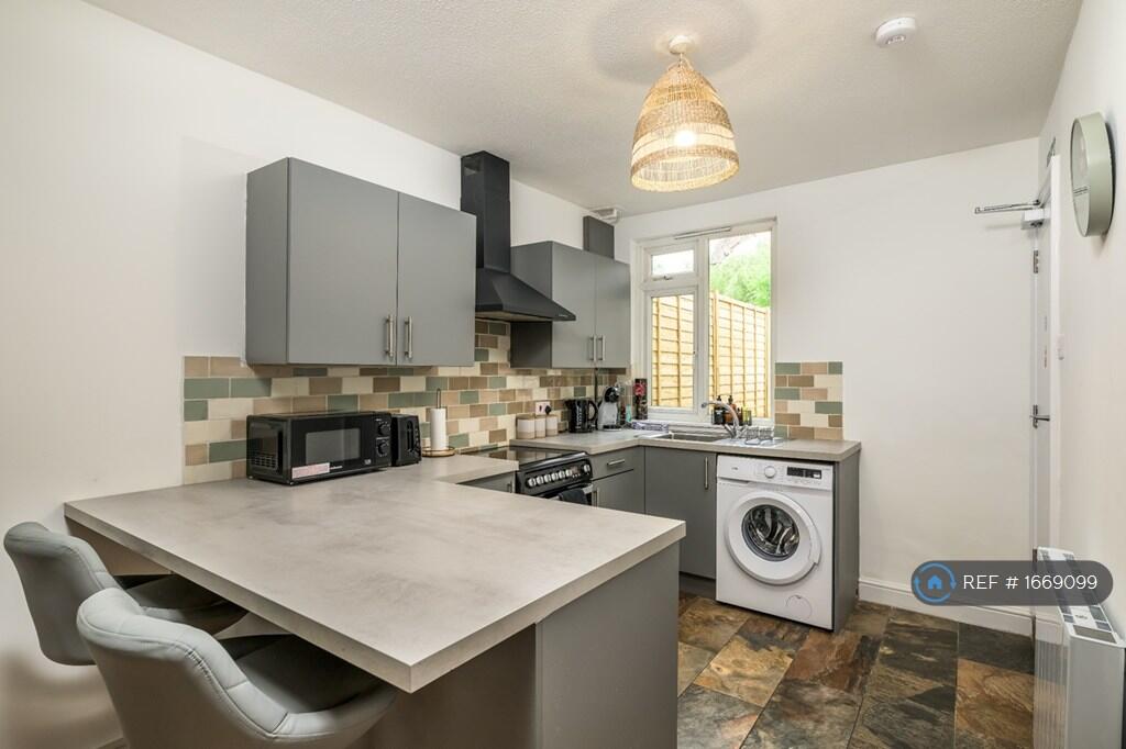 House in Northampton - More