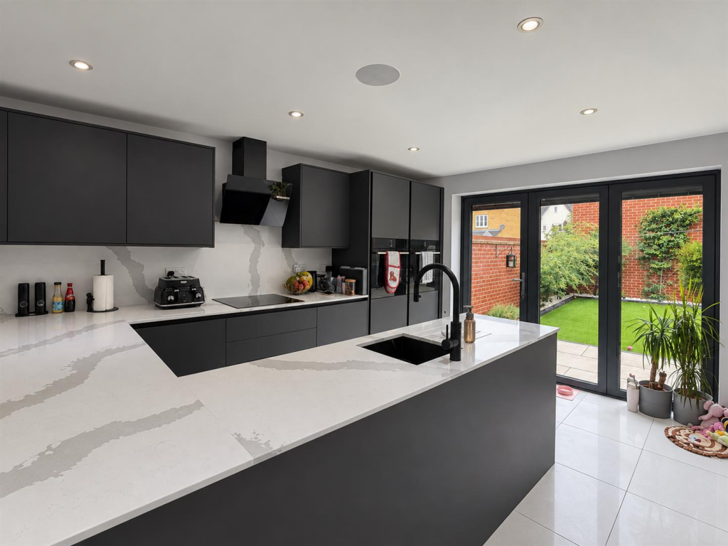 House in Stevenage - View 4