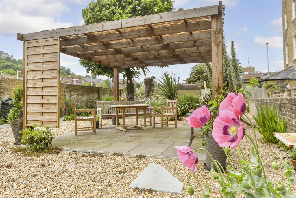 Main image of property: Cambridge Terrace, Dover, Kent