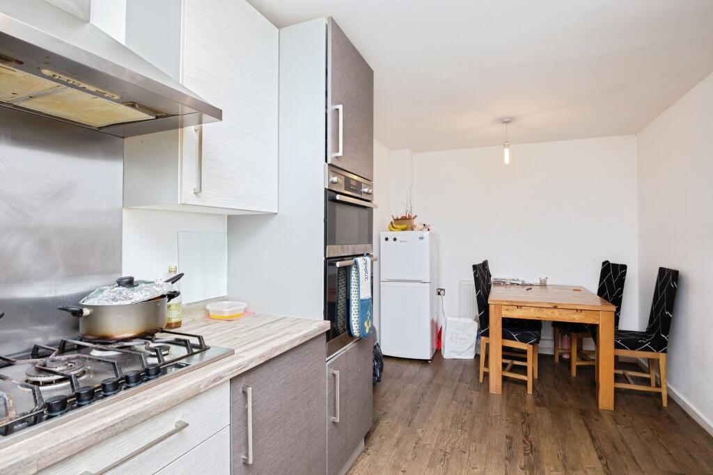 House in Salford, Greater Manchester - View 5