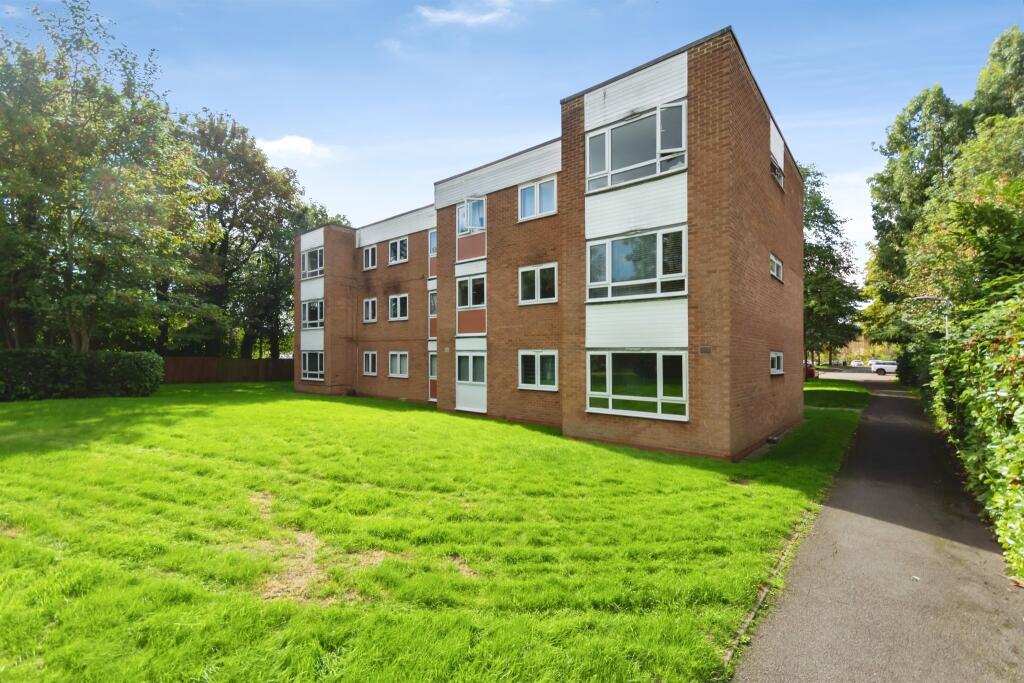 Main image of property: Stratford Road, Shirley, Solihull