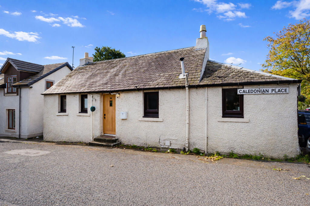 Main image of property: Caledonian Place, Dunblane