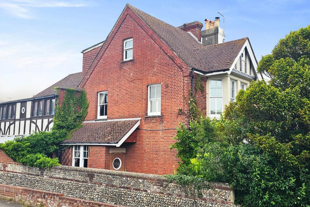 Main image of property: River Road, Littlehampton, BN17