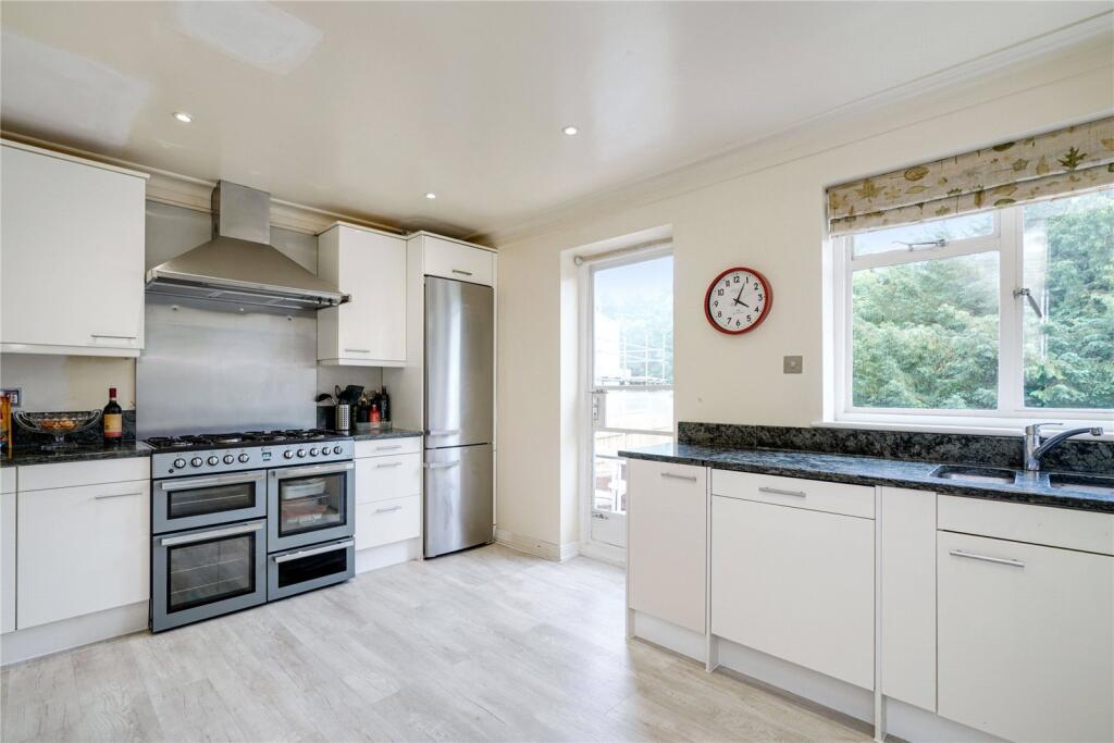 House in London - View 4