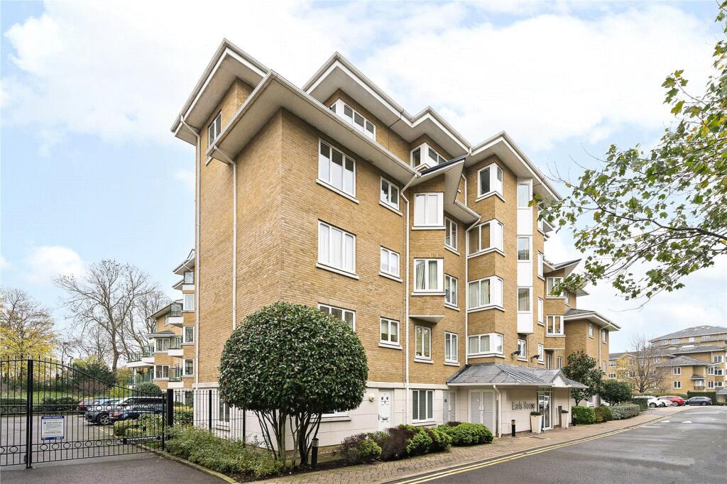 Main image of property: Strand Drive, Kew, Surrey, TW9