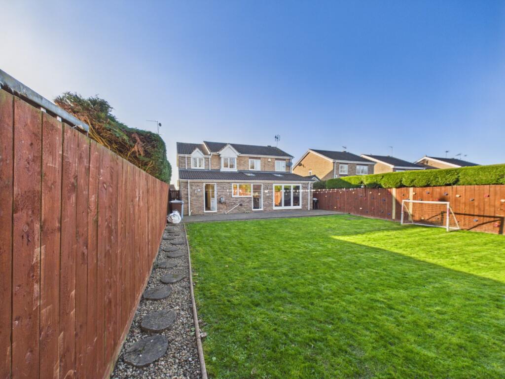 House in Hull, Kingston upon Hull - View 2