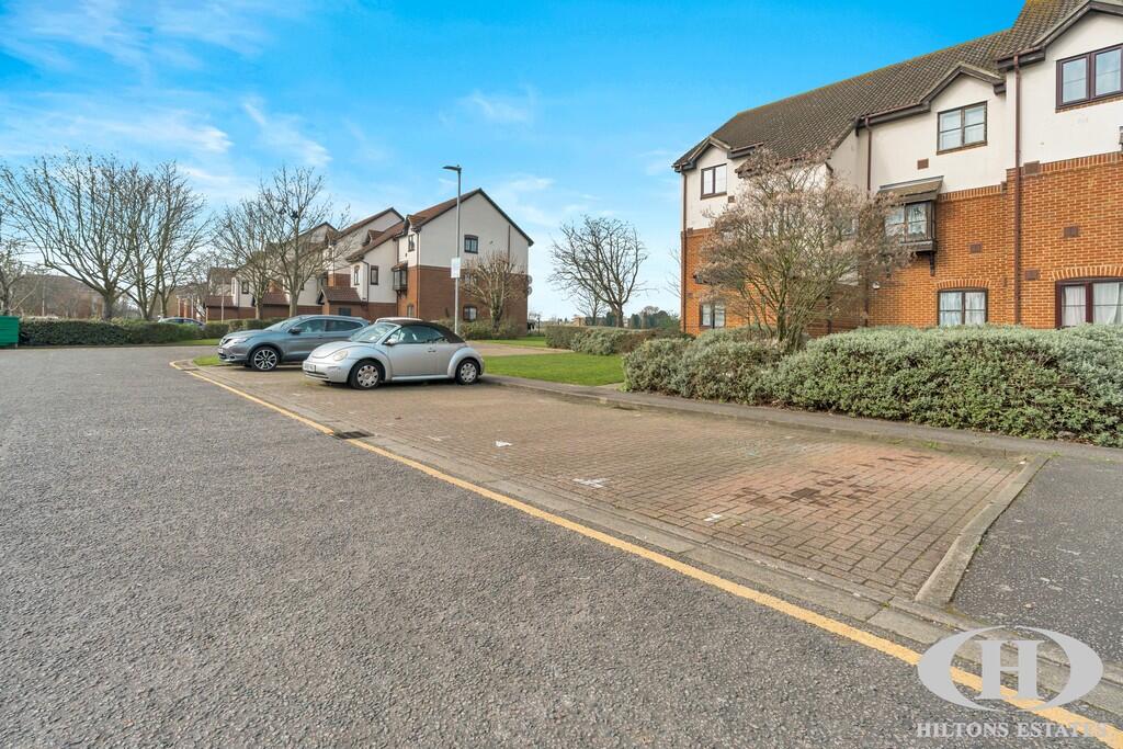 Caroline Place, Hayes photo 4