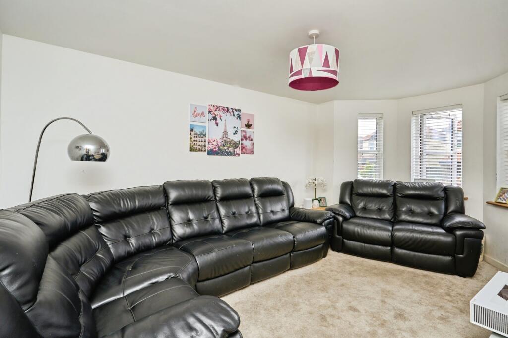 House in Ryde, Elmfield - More