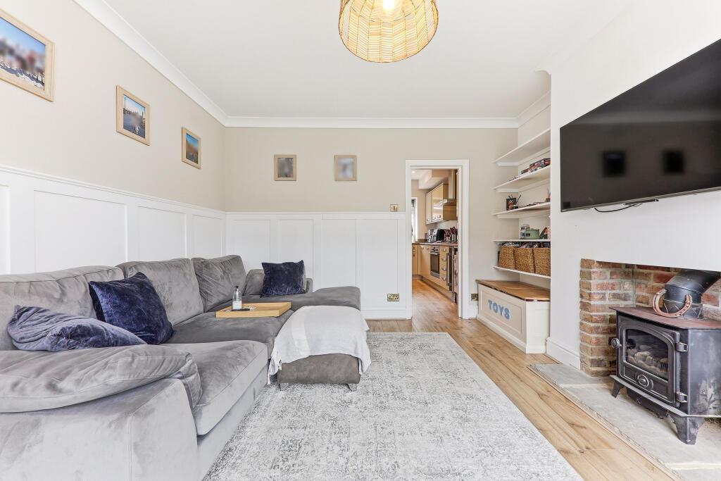 House in Harrogate, Oatlands Mount - View 2