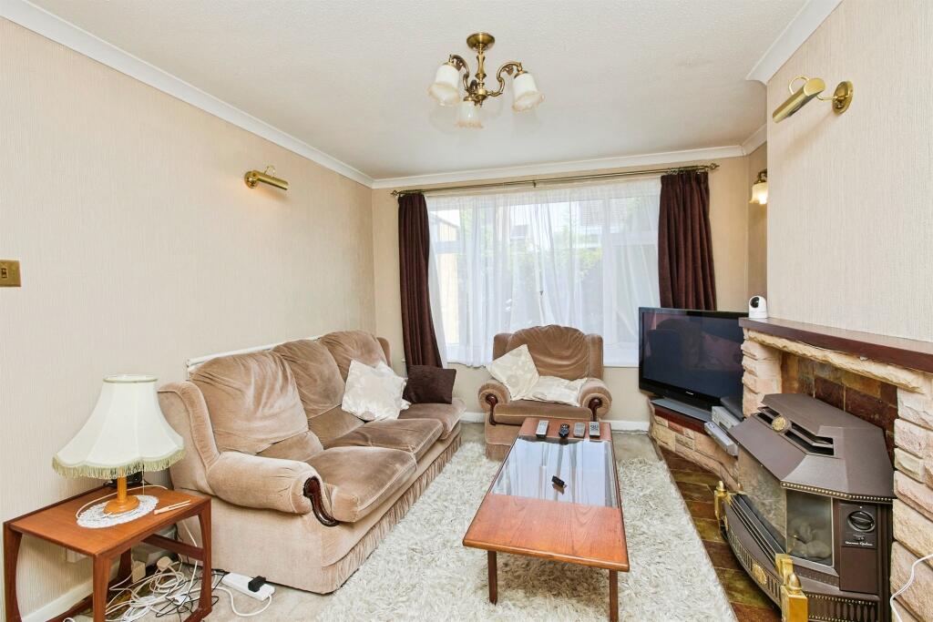 House in Derby, Mickleover - View 3