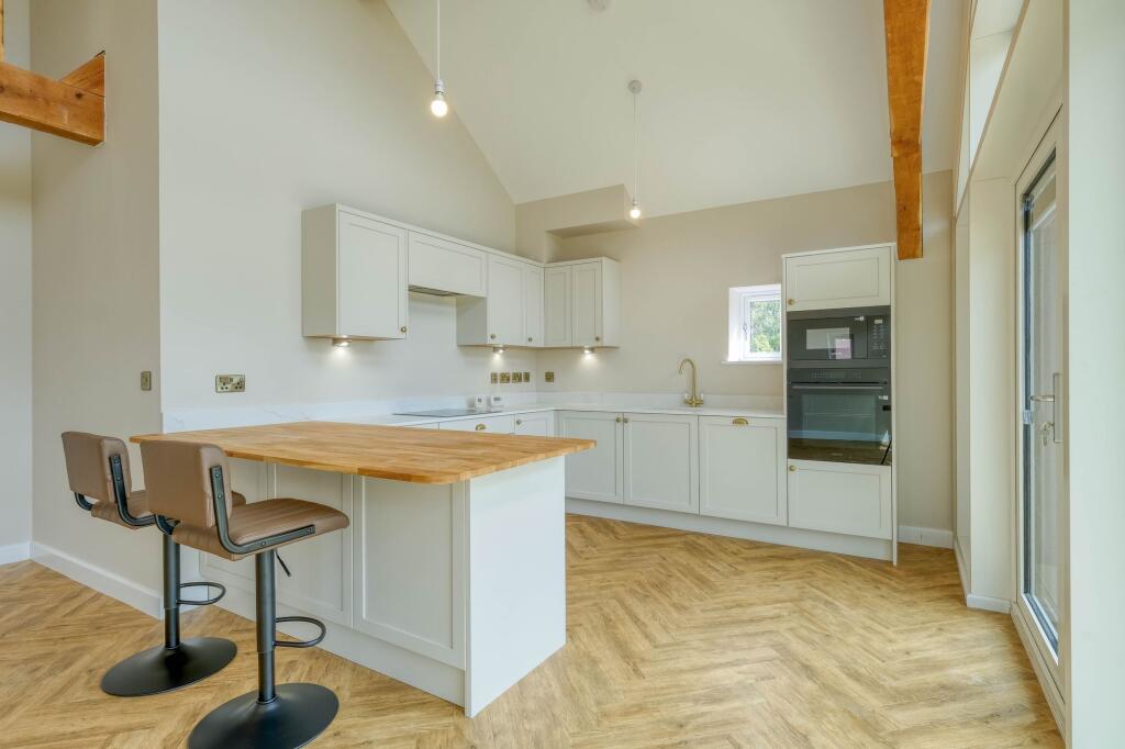 Additional image 4 of Droitwich Road, Bradley Green, B96