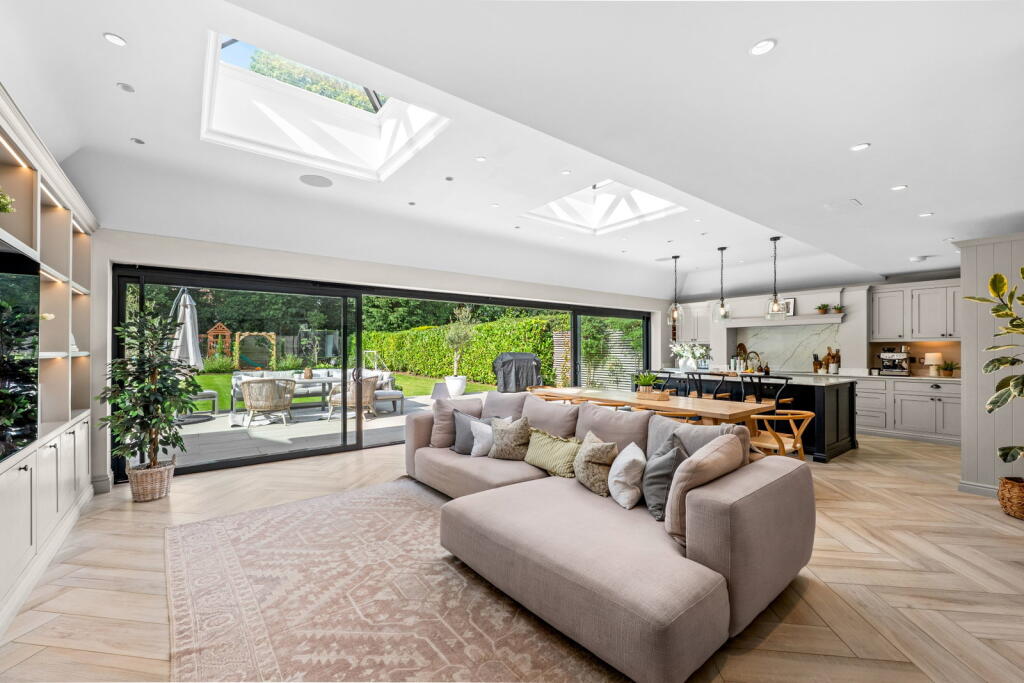House in Kingston upon Thames - View 5