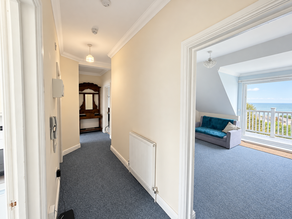 Apartment in Thanet, Margate - View 4