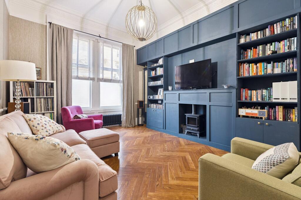 Apartment in Glasgow - View 2