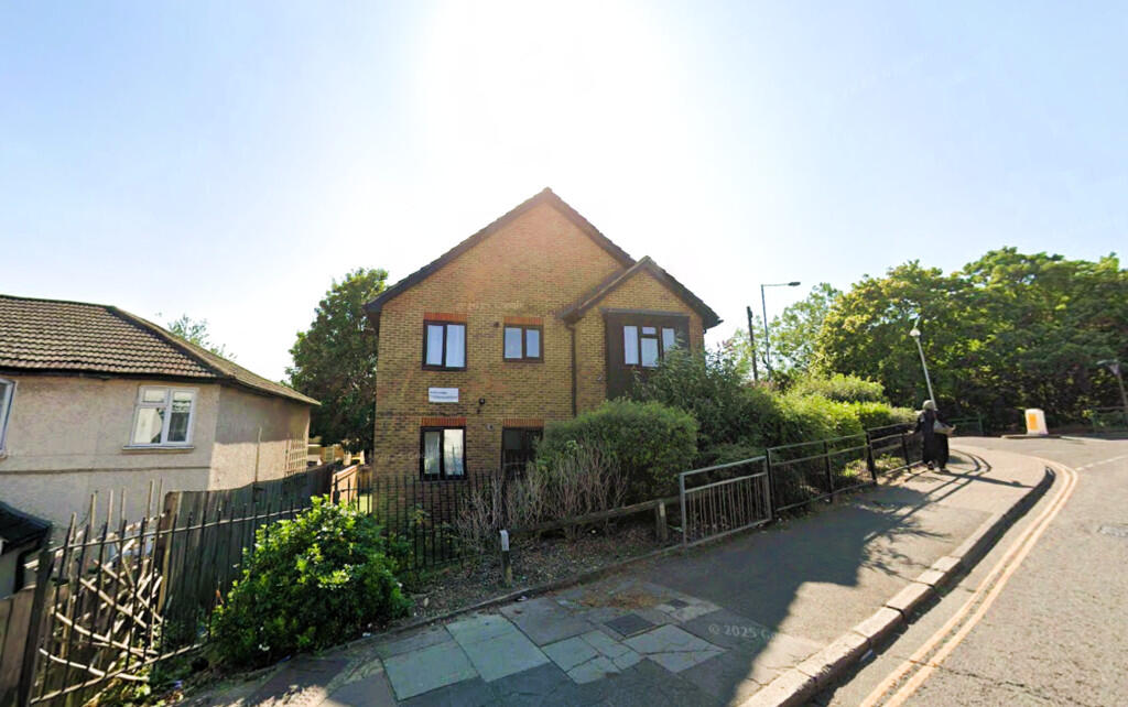 Norwood Road, Southall photo 2