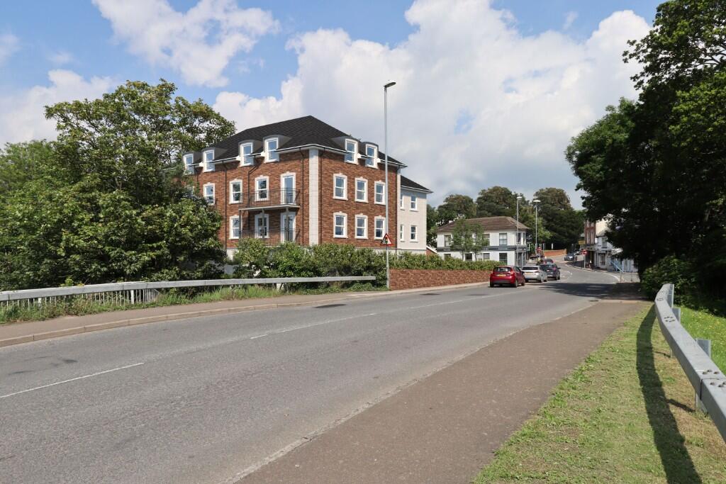 Sturton Place, Station Road, Hailsham, East Sussex, BN27 - View 4