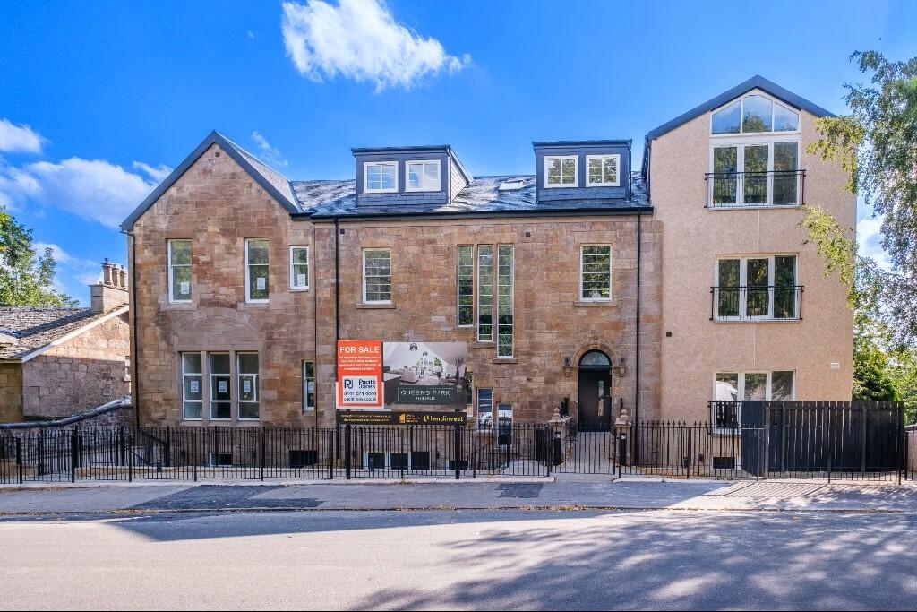 Main image of property: Queen Mary avenue, Queens Park, Glasgow, G42