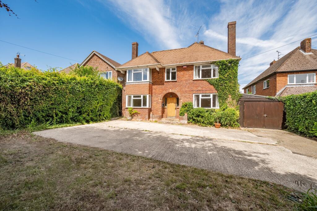Main image of property: Weyhill Road, Andover, SP10 3BG