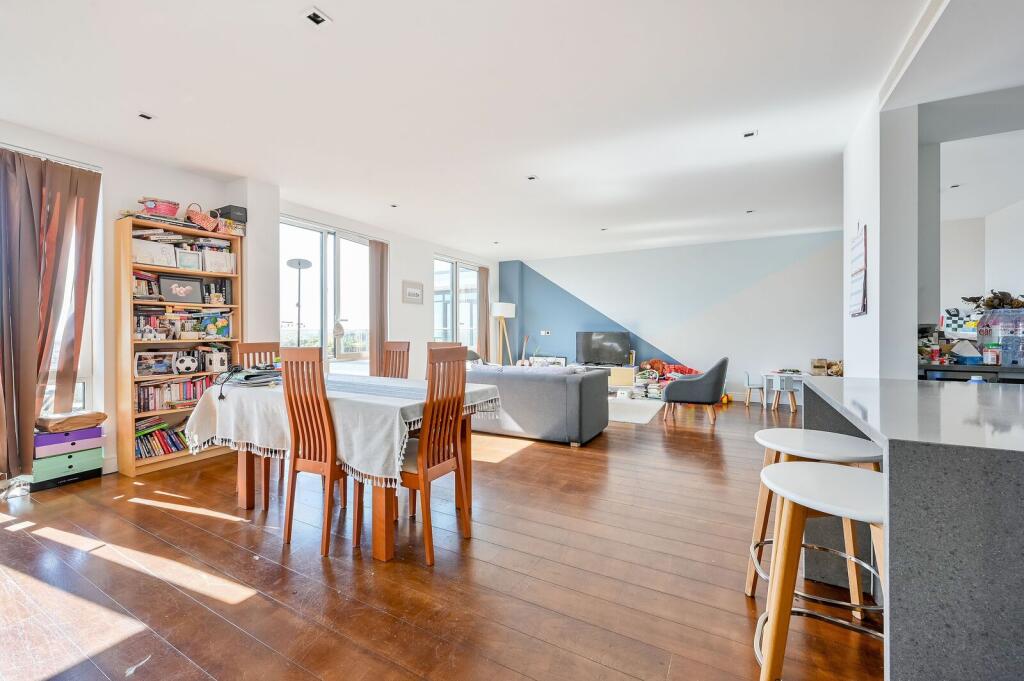 Main image of property: Belgravia House, Ealing Broadway, London, W5