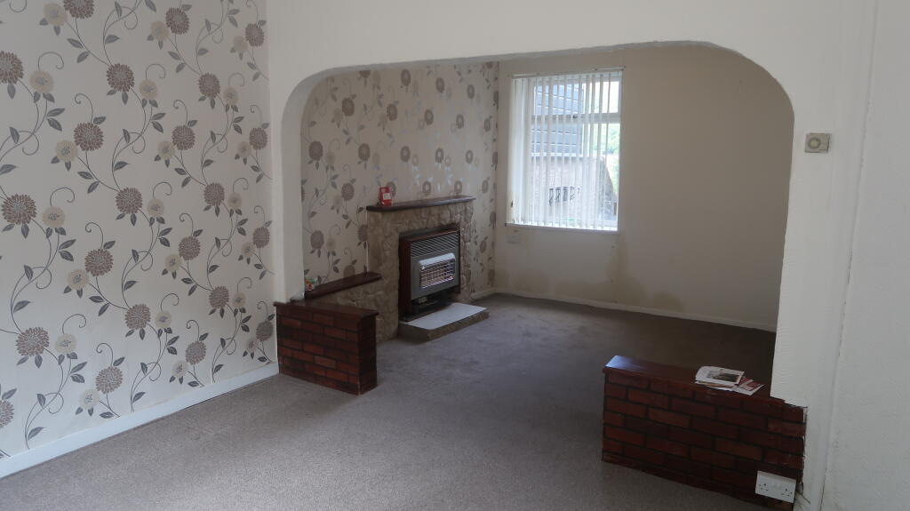 House in New Tredegar, Caerphilly - View 2