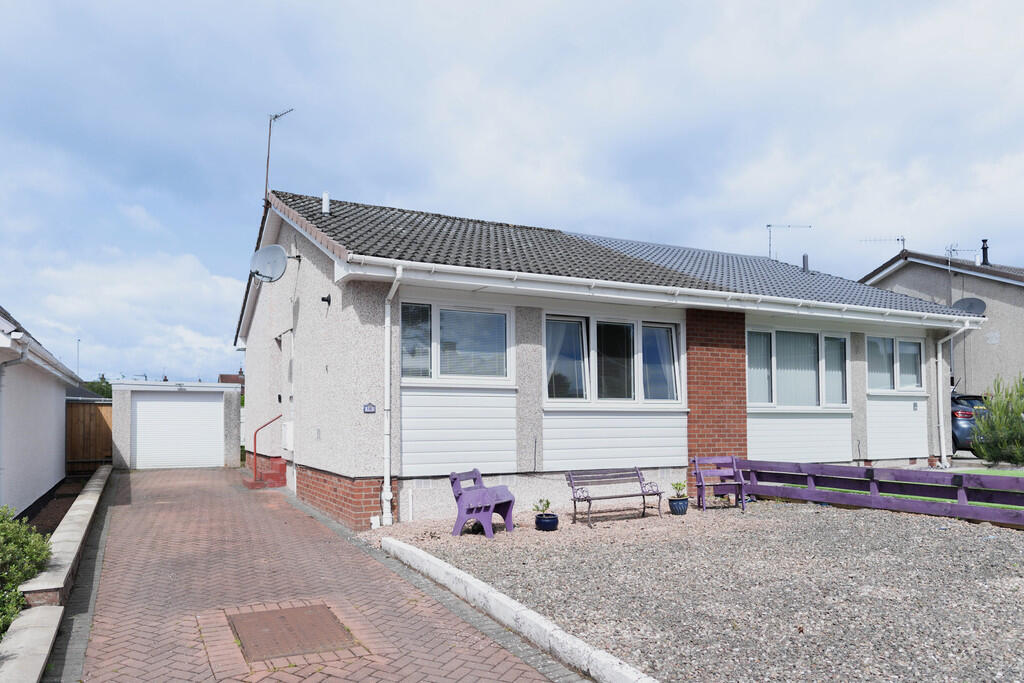 Main image of property: Kingsburn Gardens, Dundee