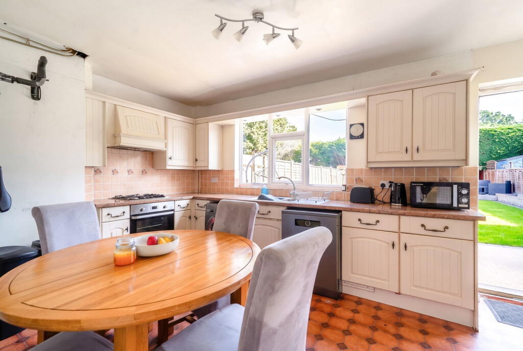 Stratford Road, Hockley Heath photo 5
