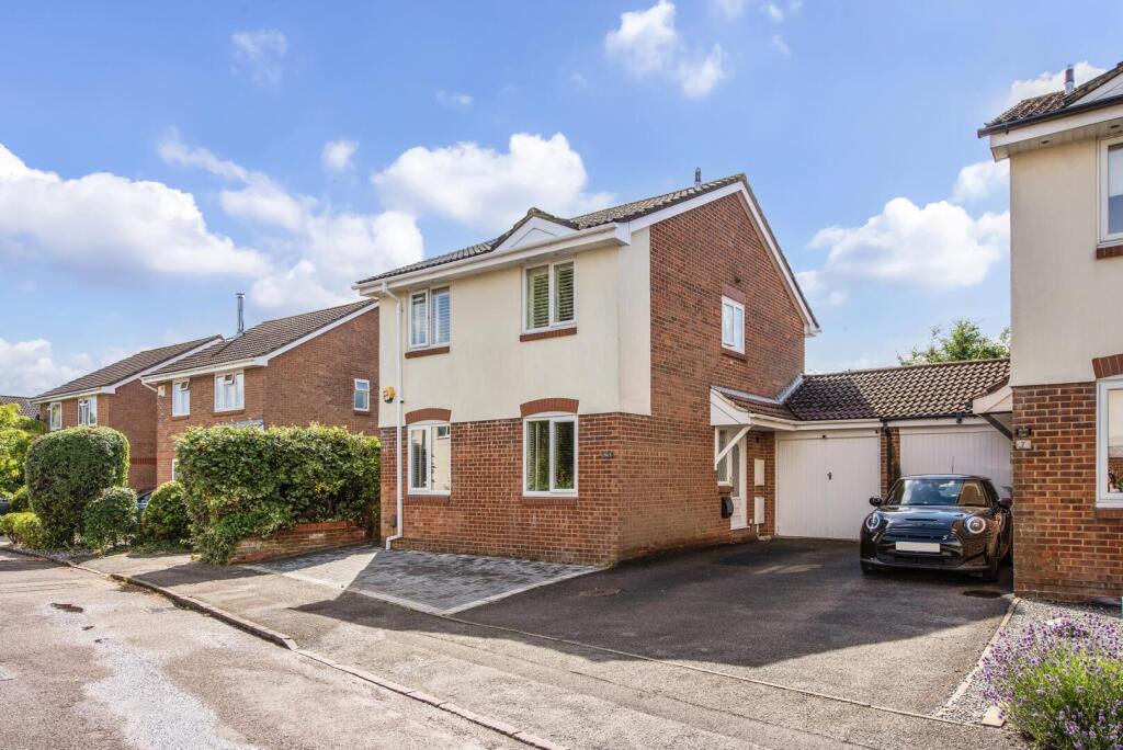 Main image of property: Honeysuckle Close, Locks Heath, Southampton