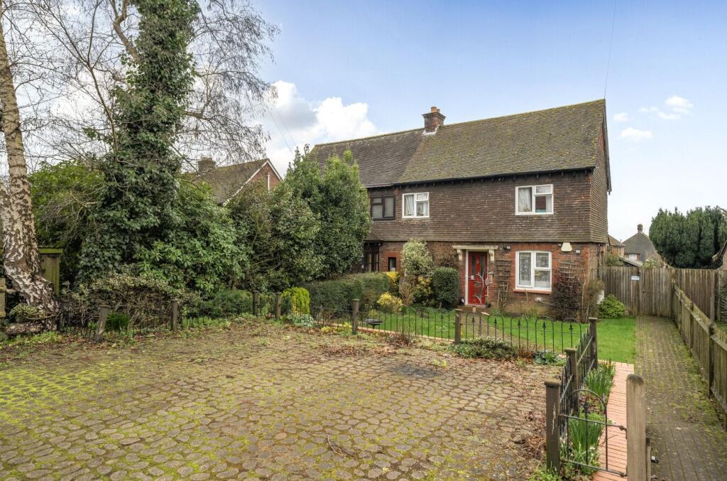 Main image of property: Gipps Cross Cottages, Langton Green, Tunbridge Wells