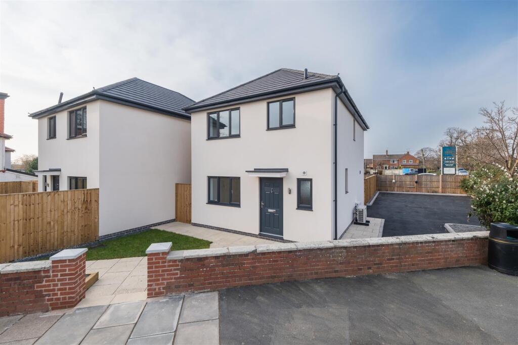 Pipers Lane, Hoole photo 4