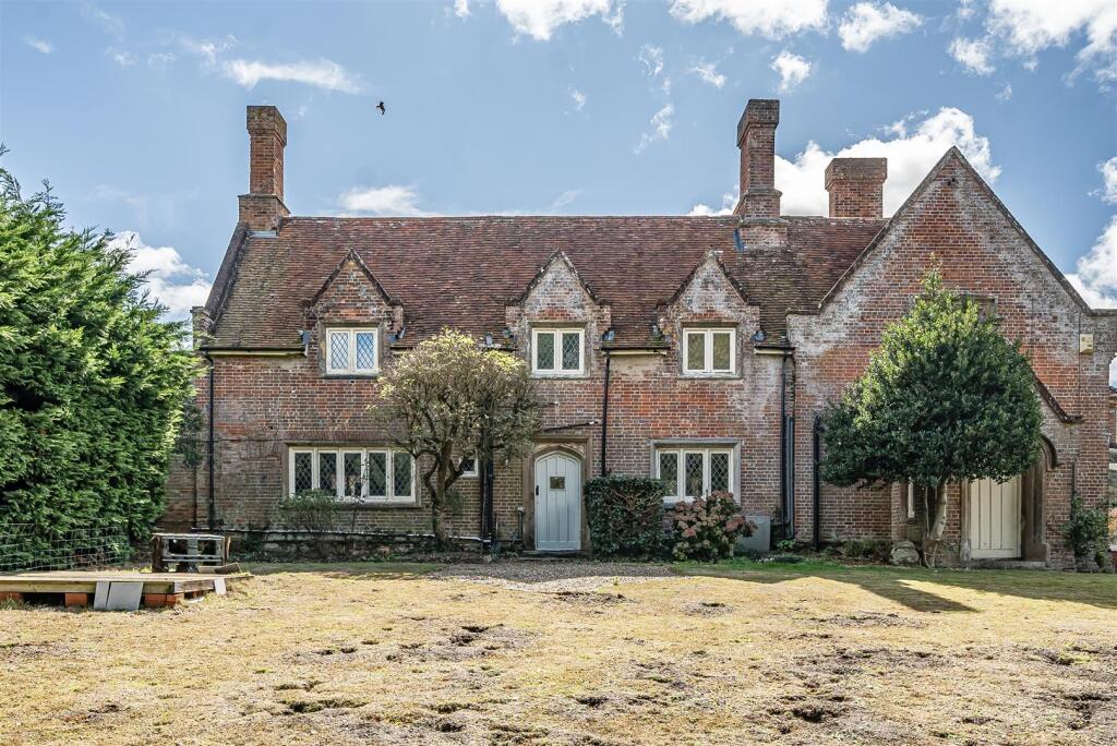 Main image of property: Ringwood Road, Avon