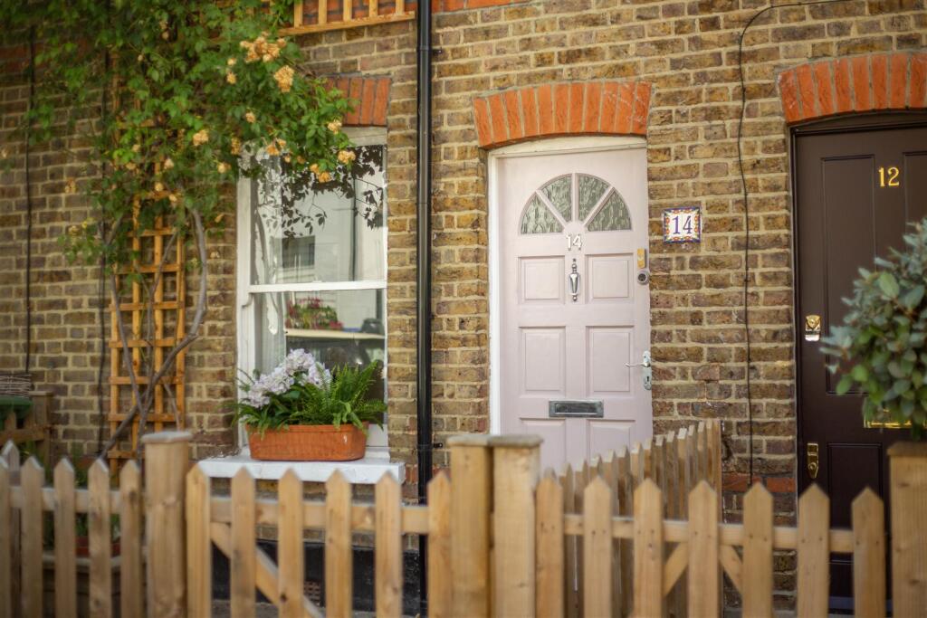 House in Kingston upon Thames - View 5