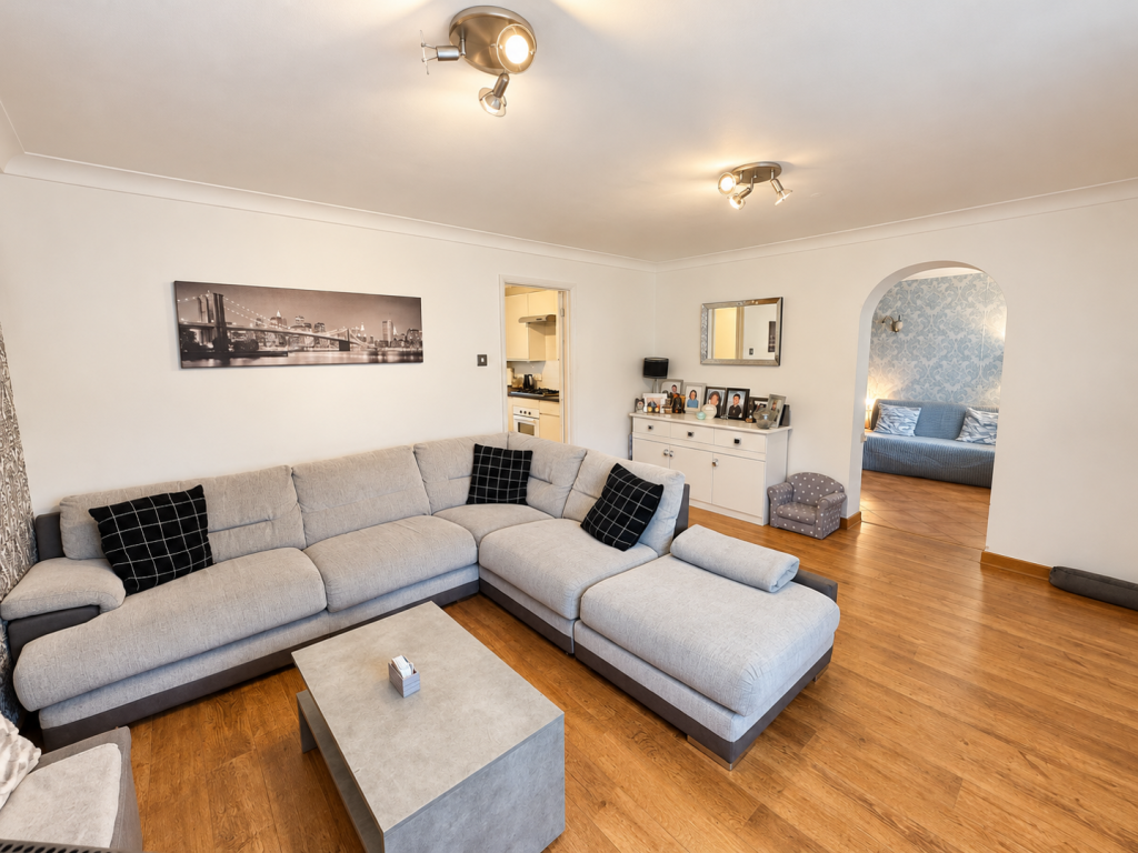 Penydarren Drive, Whitchurch, Cardiff photo 4