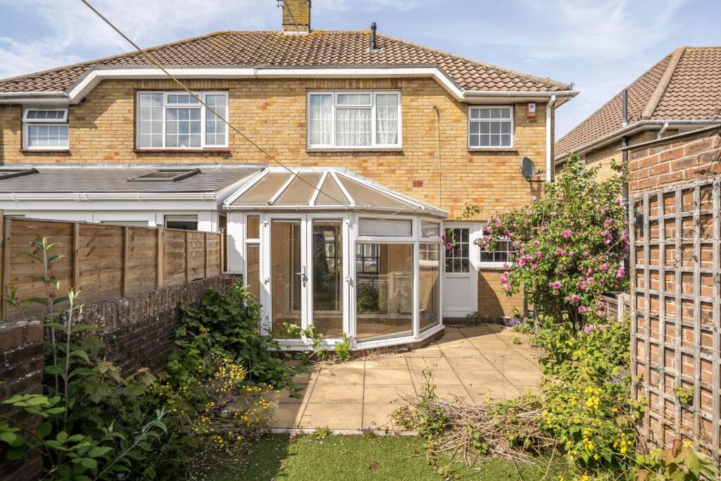 House in Portsmouth, Hilsea - More