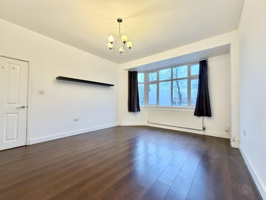Main image of property: Park View Road, N17