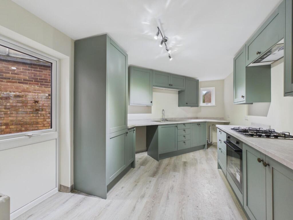 House in Tonbridge - View 3