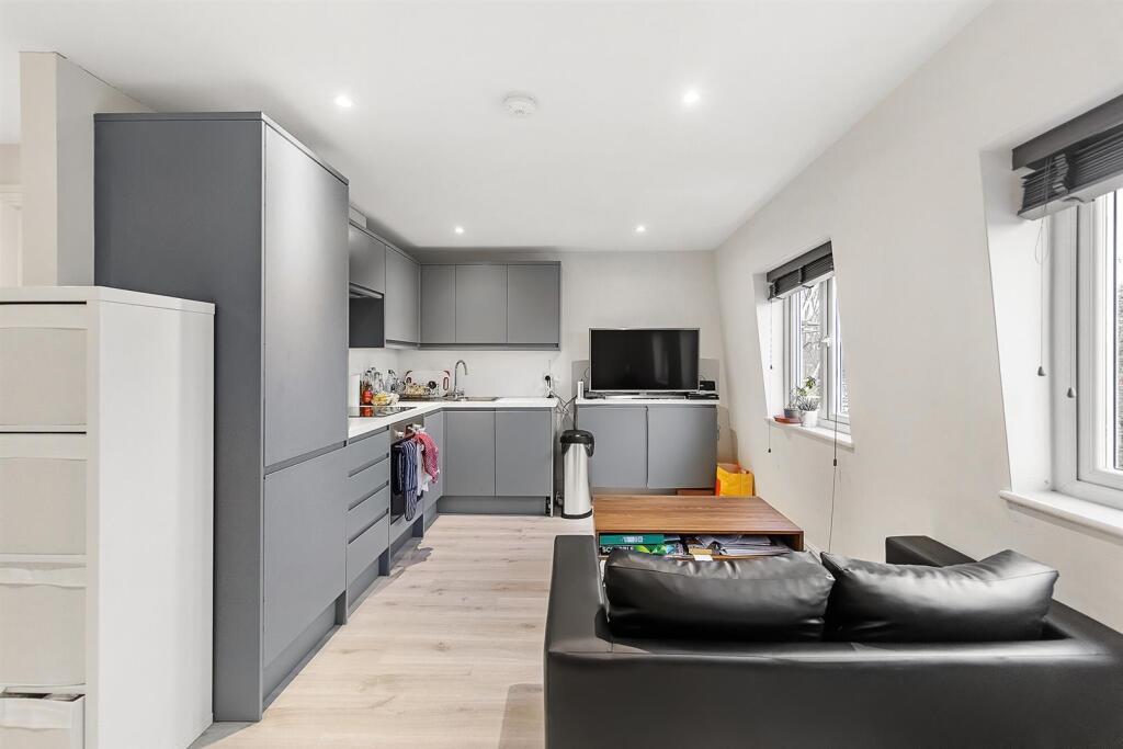 Main image of property: Lordship Lane, East Dulwich, London