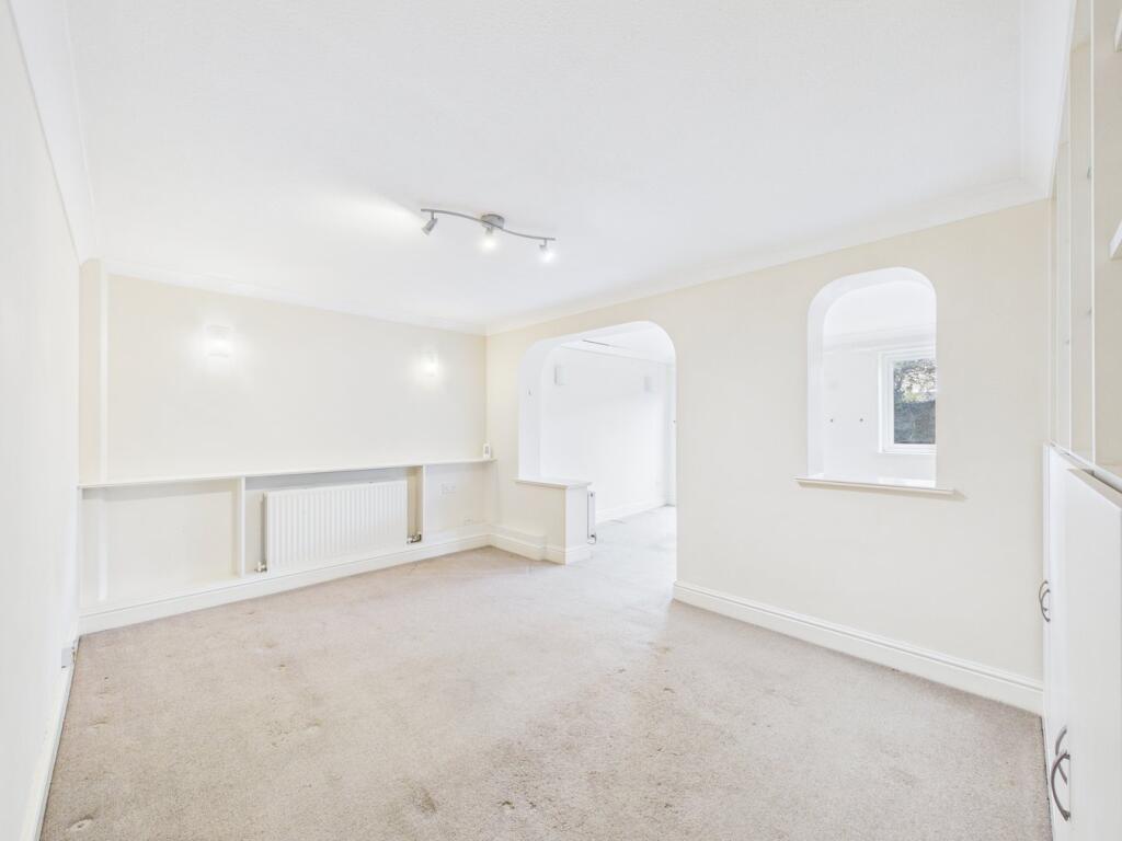 Russet Way, Royston, Melbourn, SG8 photo 4