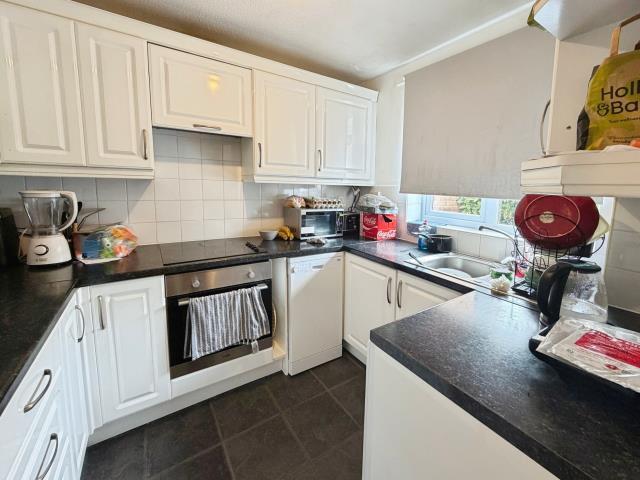 House in Newbury, West Berkshire - View 3