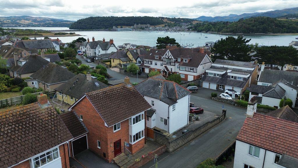 Main image of property: Vardre Avenue, Deganwy 