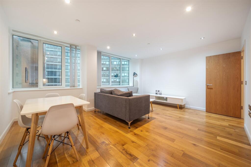 Main image of property: Emerald House, 15 Lansdowne Road, Croydon CR0