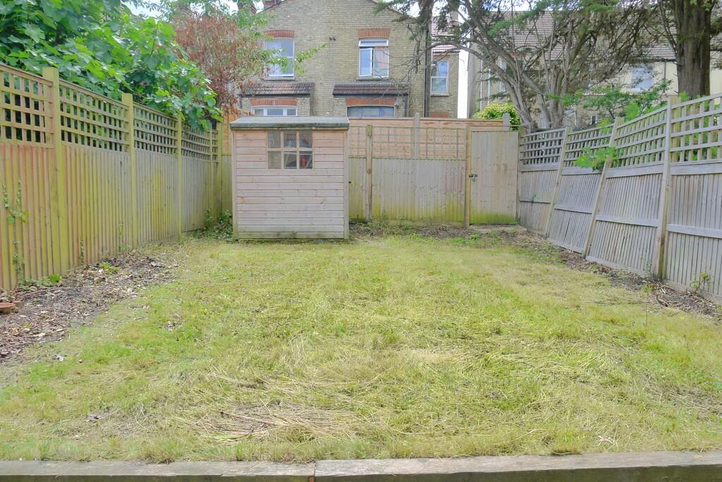 House in London - View 3